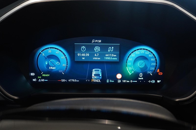 Active X 2.5 Plug-In Hybrid FWD 243hk Business Edition_11