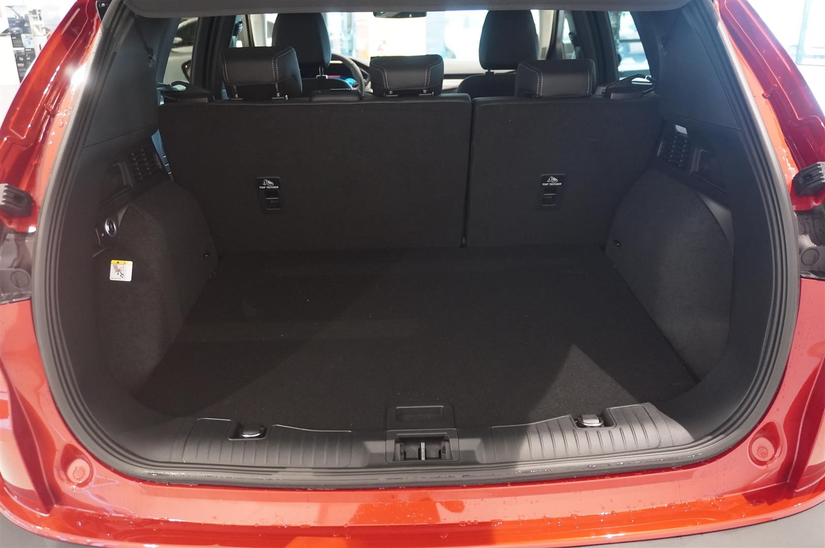 Active X 2.5 Plug-In Hybrid FWD 243hk Business Edition_12