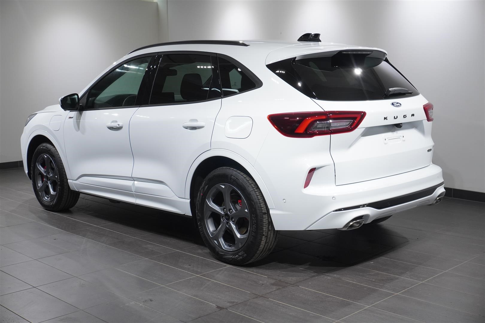 ST-Line X 2.5 Plug-In Hybrid FWD 243hk Business Edition CVT Inkl. Dragkrok_2