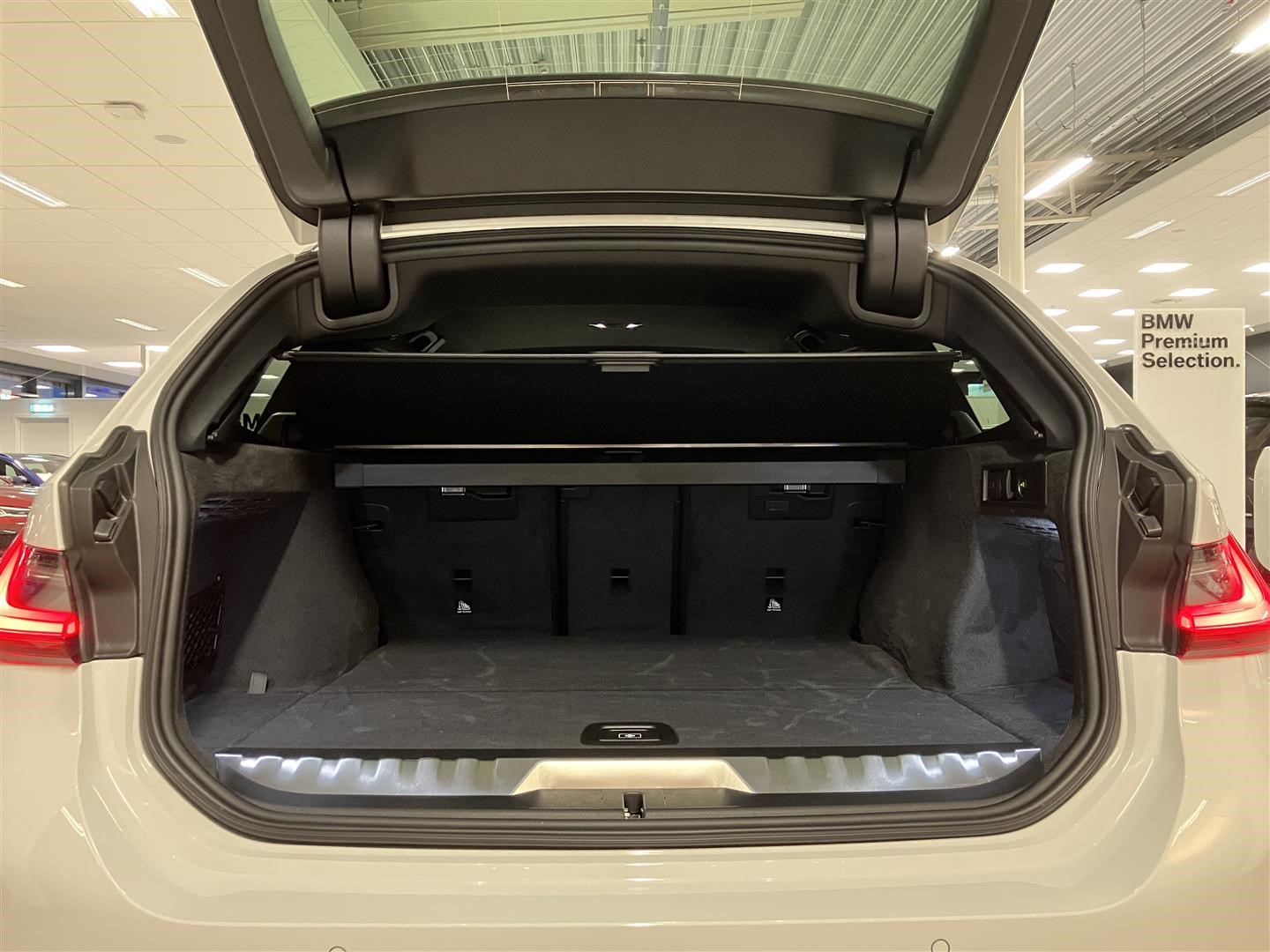 Touring M Sport Active Launch Ed Drag Aktiv Fartpilot HiFi_4