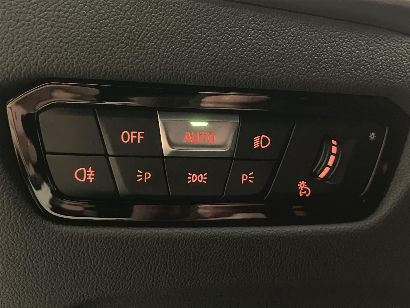 Touring M Sport Active Launch Ed Drag Aktiv Fartpilot HiFi_15