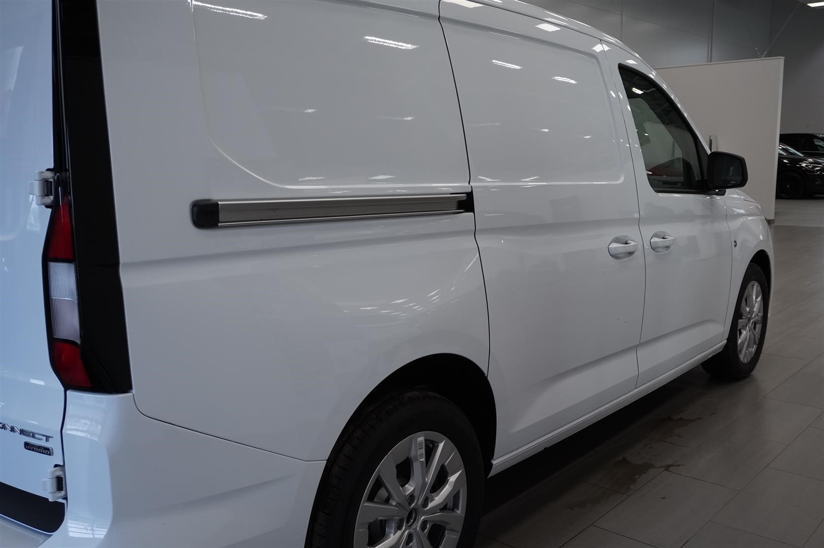 Skåp L2 Limited 1.5 EcoBoost Plug-In 110kw 150hk 6AT_6