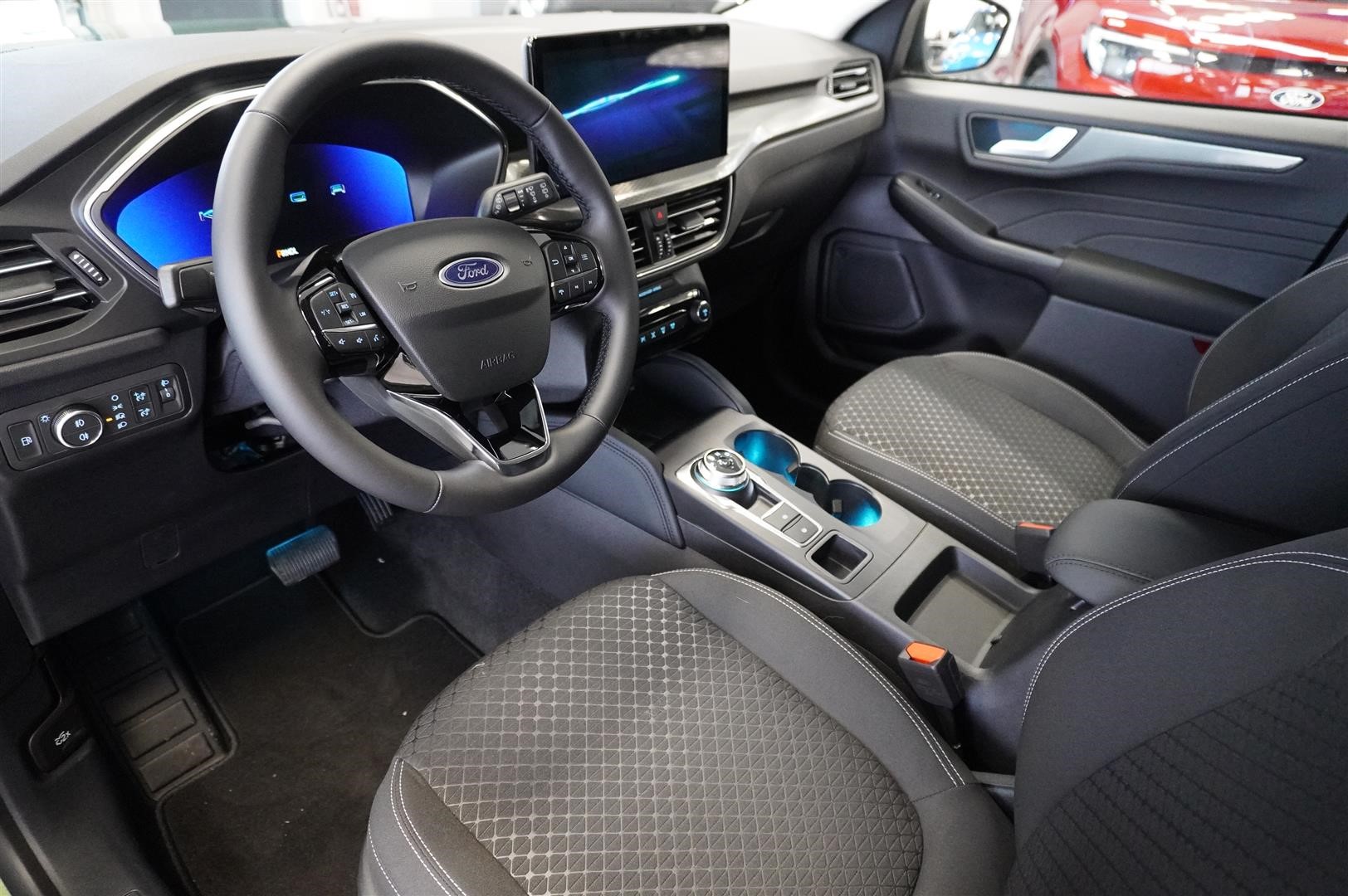 Titanium 2.5 Plug-In Hybrid FWD 243hk CVT_1