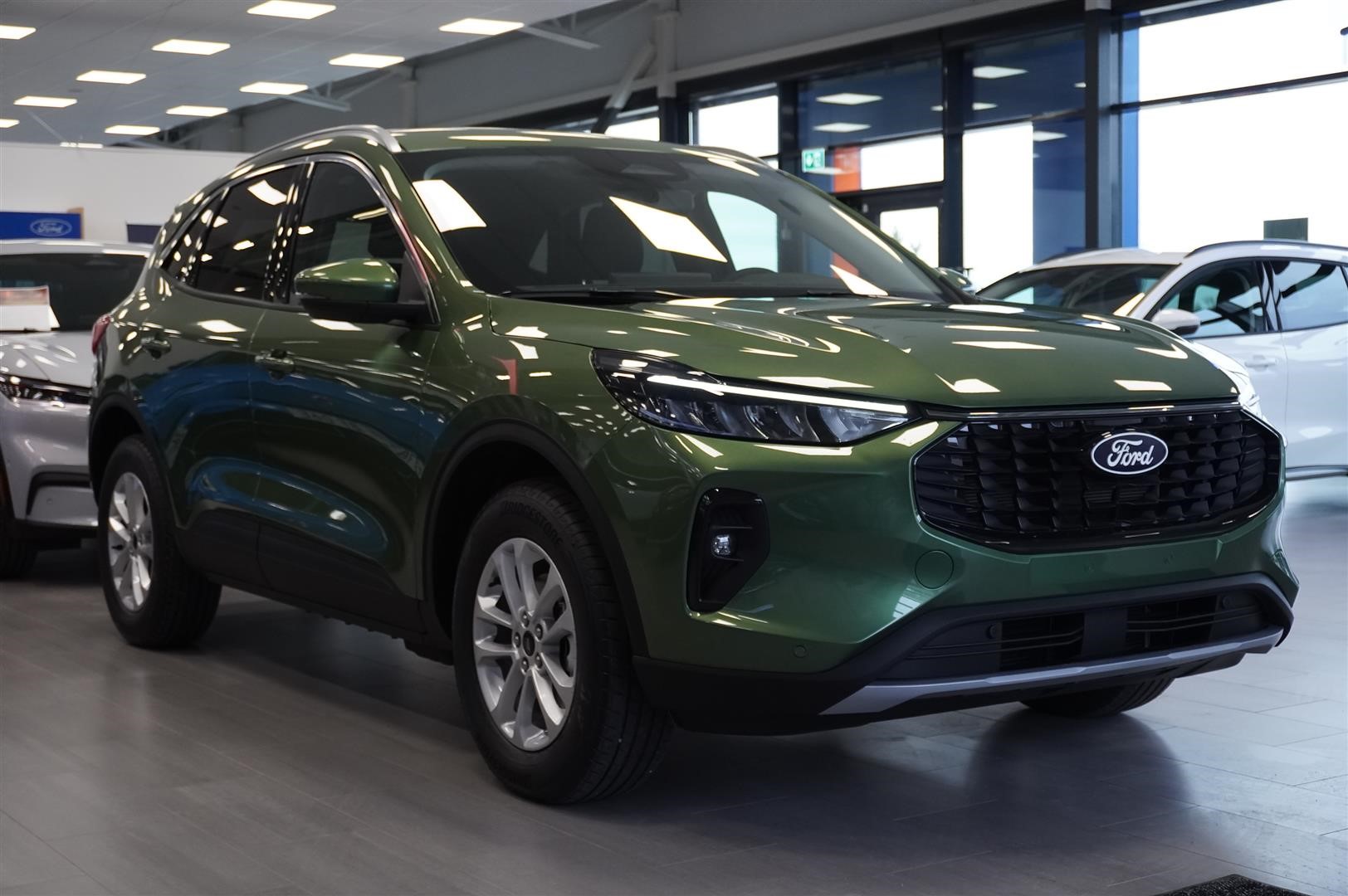 Titanium 2.5 Plug-In Hybrid FWD 243hk CVT_2
