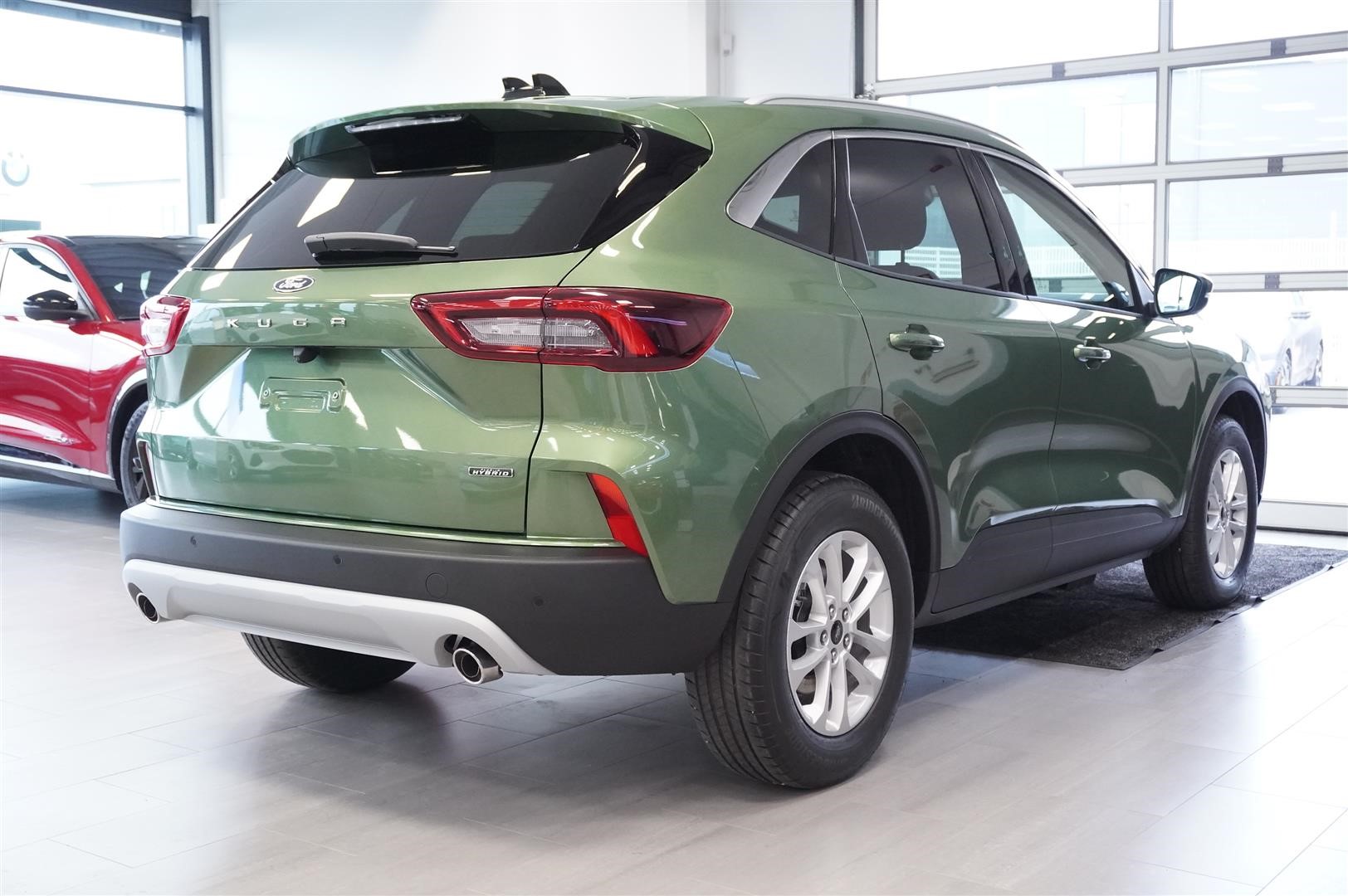 Titanium 2.5 Plug-In Hybrid FWD 243hk CVT_6