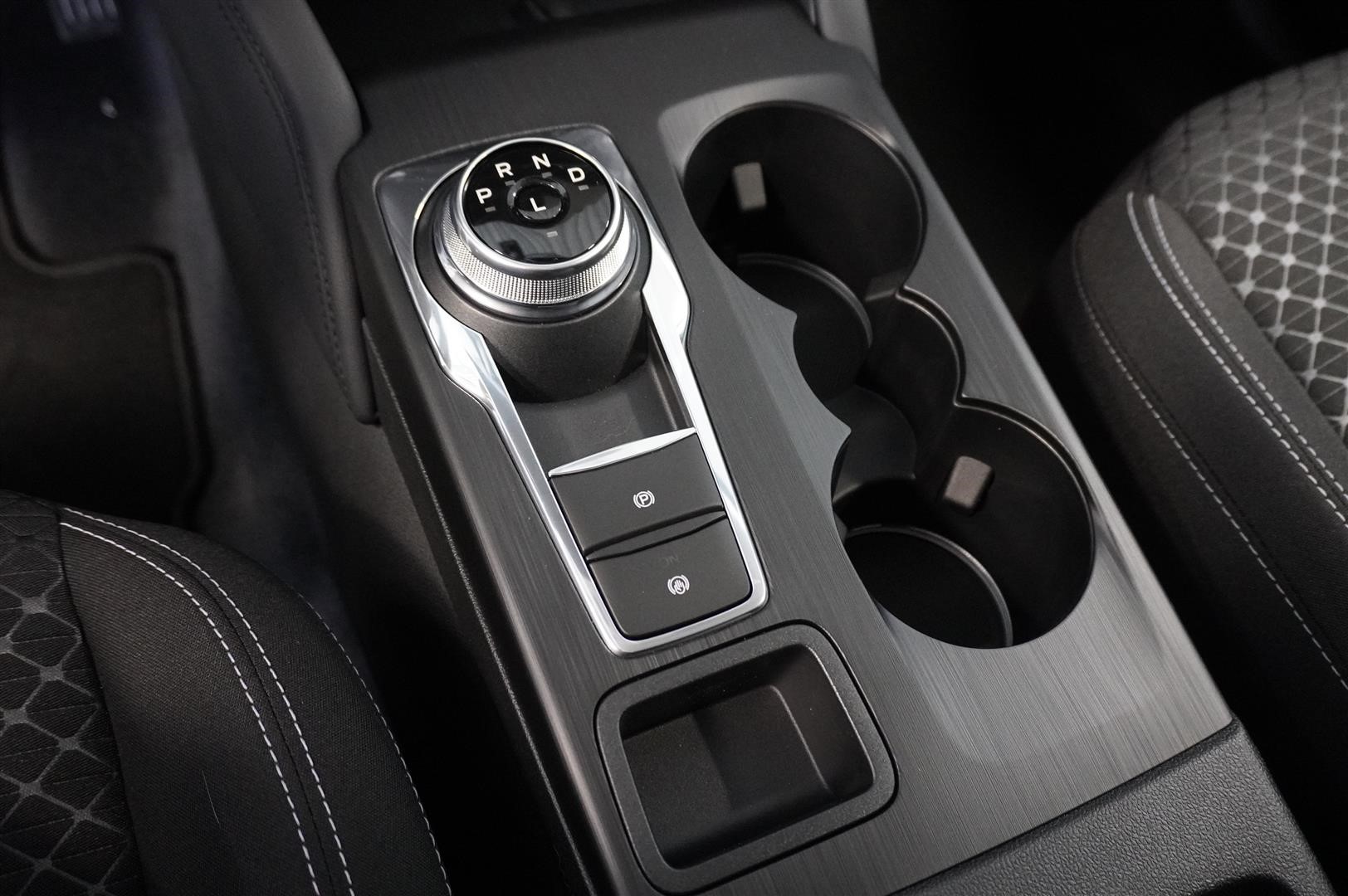 Titanium 2.5 Plug-In Hybrid FWD 243hk CVT_23