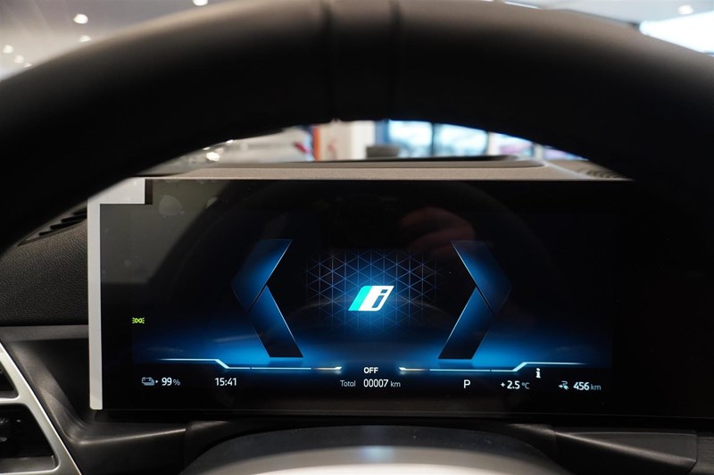 M-Sport Pro Innovation Comfort Drag HUD 19_11