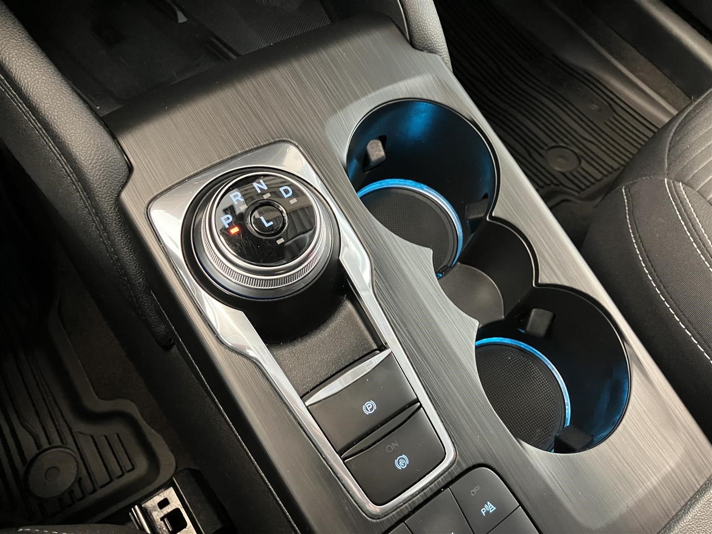 PHEV 225hk CVT Titanium Vinterpaket_11