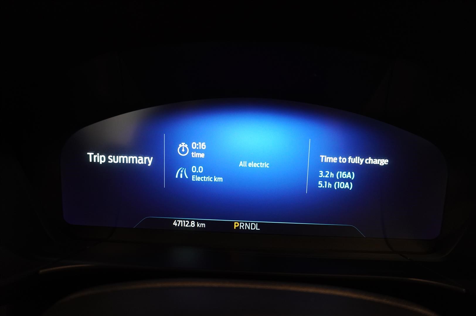 Plug-In Hybrid Titanium_11