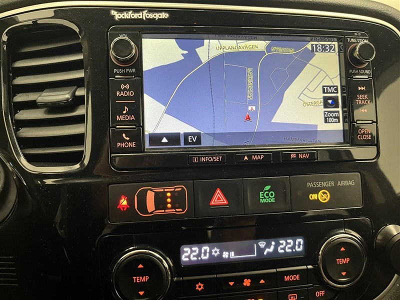 Mitsubishi Outlander Skinn 360 Navigation Drag_14