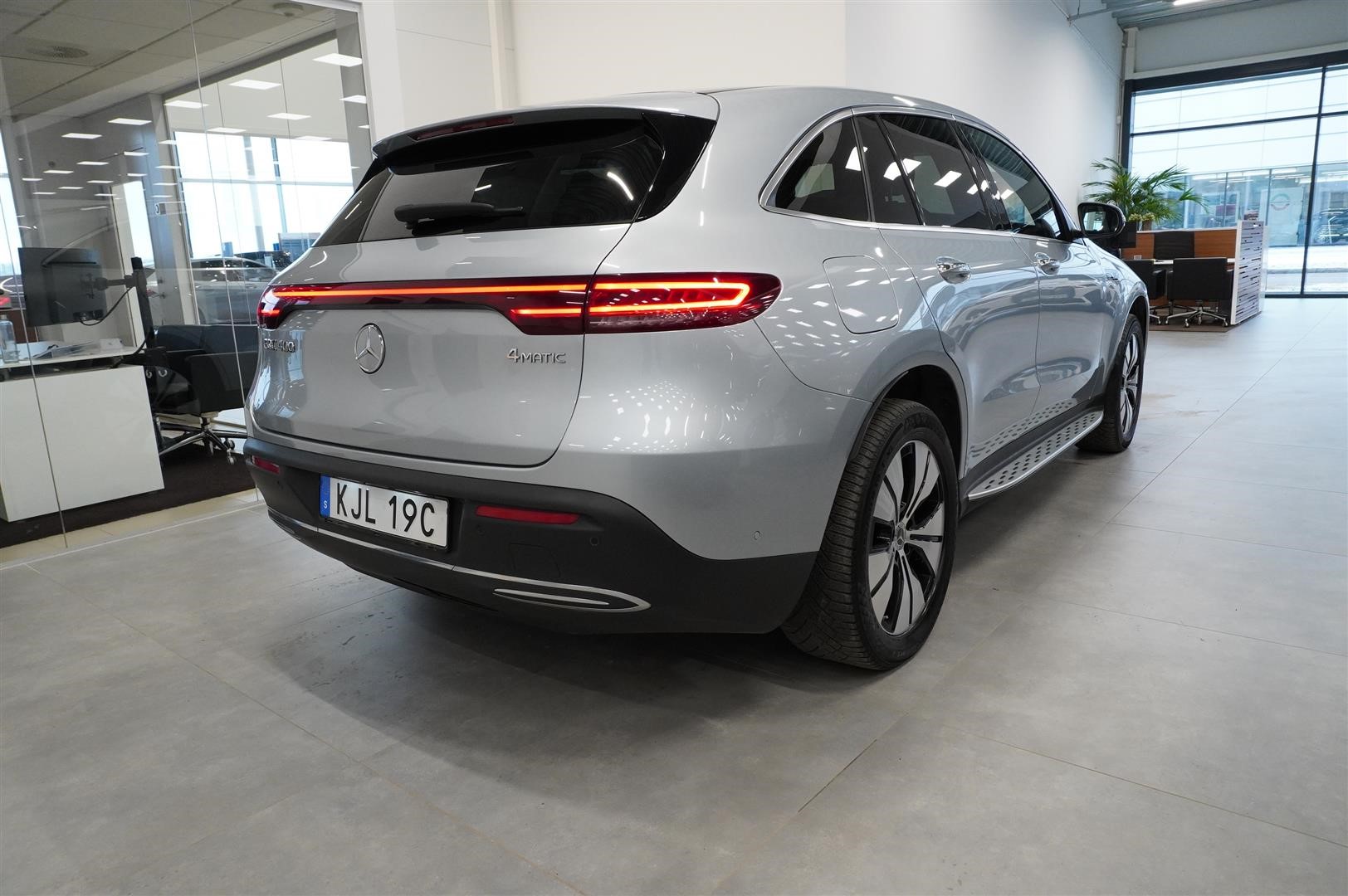 1886 AWD Massage Pano Drag Navi Burmester_3