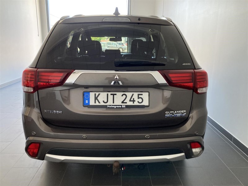 Mitsubishi Outlander 2.0 Plug-In Hybrid 4WD Dragkrok_2