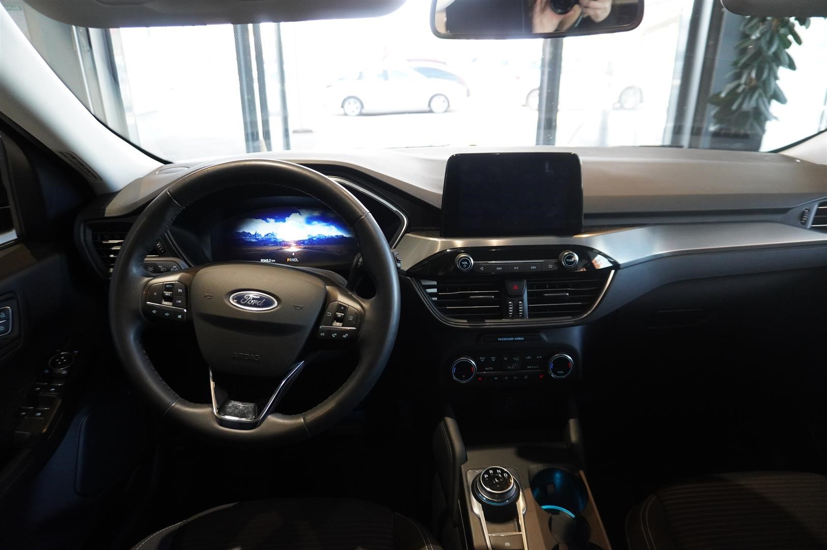 Ford Kuga Titanium Plug-In FWD 225hk CVT Vinterpaket_7