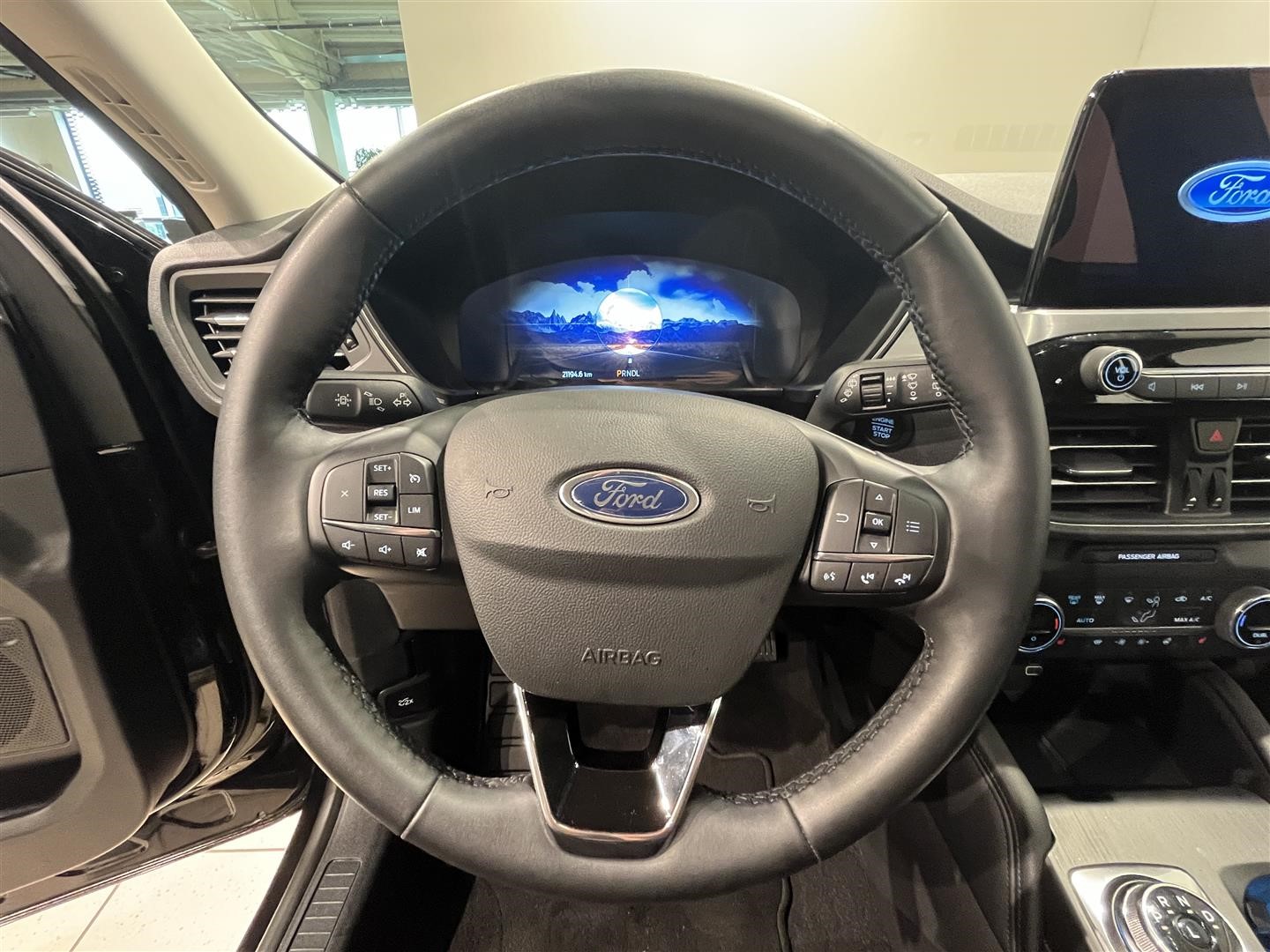Ford Kuga Titanium Plug-In FWD 225hk CVT Vinterpaket_11