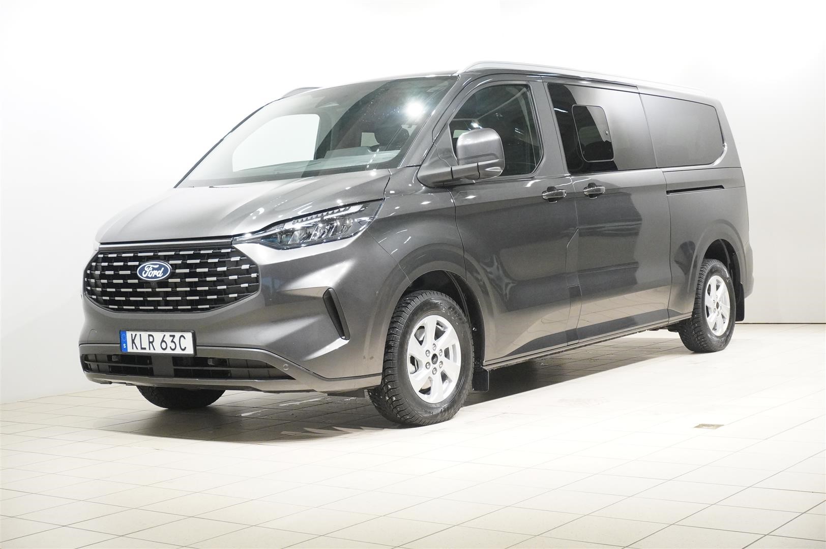 Titanium X 320l LWB 2.0l Ecoblue 170hk 8AT AWD Diesel