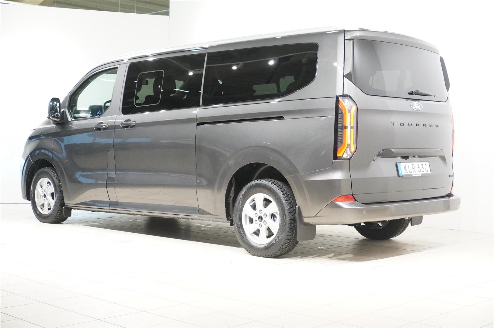 Titanium X 320l LWB 2.0l Ecoblue 170hk 8AT AWD Diesel_3