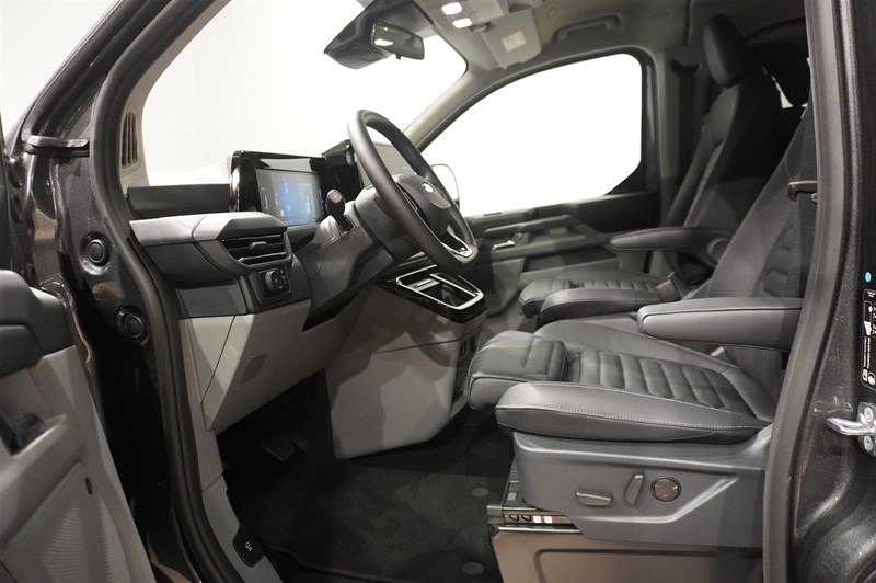 Titanium X 320l LWB 2.0l Ecoblue 170hk 8AT AWD Diesel_8