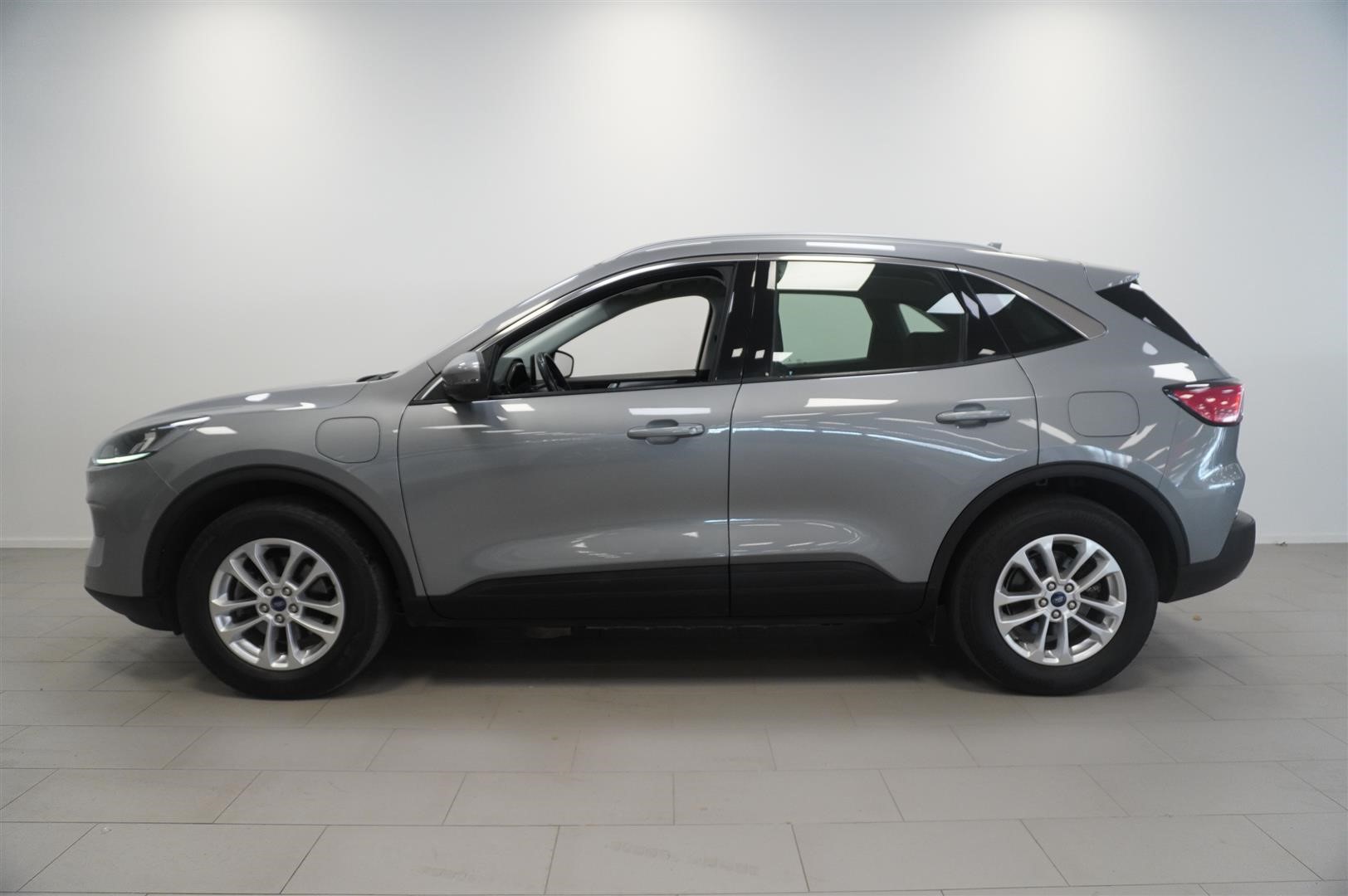 PHEV 225hk CVT Titanium Vinterpaket_1