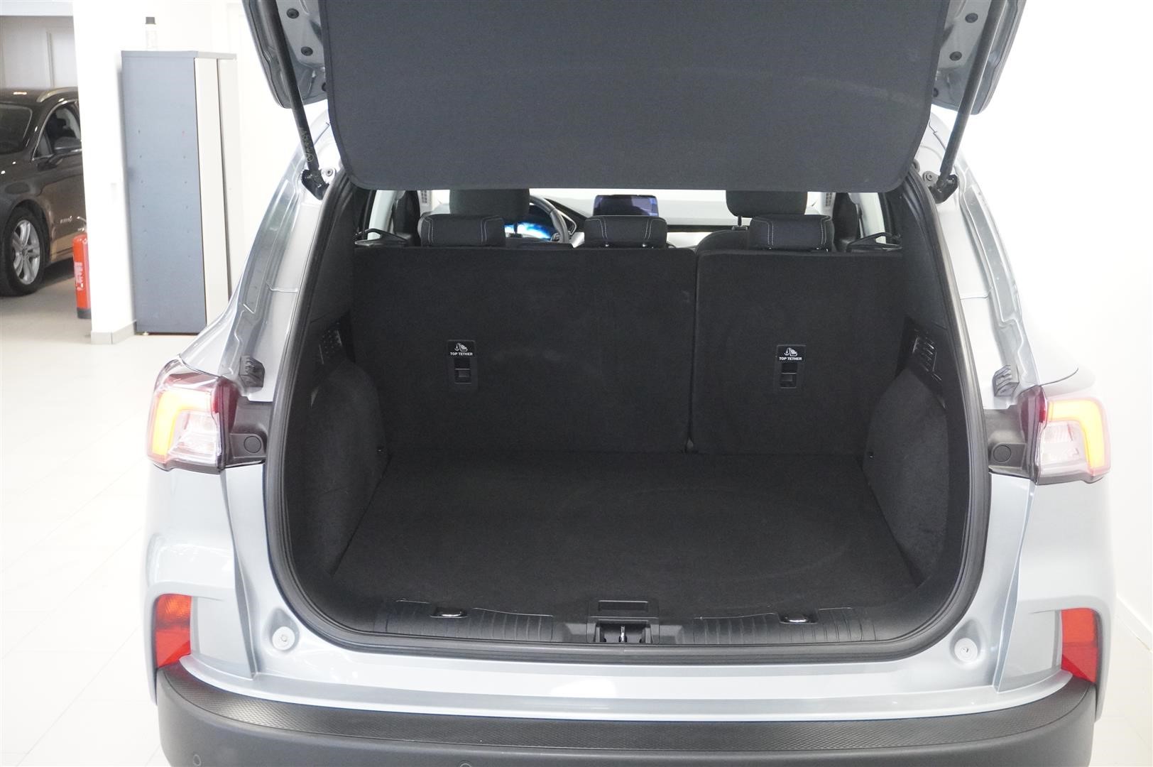 PHEV 225hk CVT Titanium Vinterpaket_3