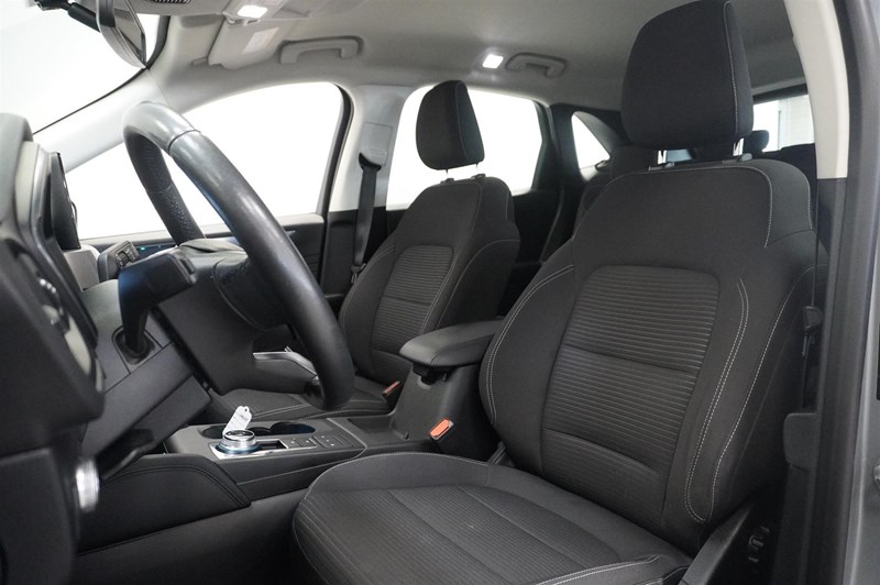 PHEV 225hk CVT Titanium Vinterpaket_4