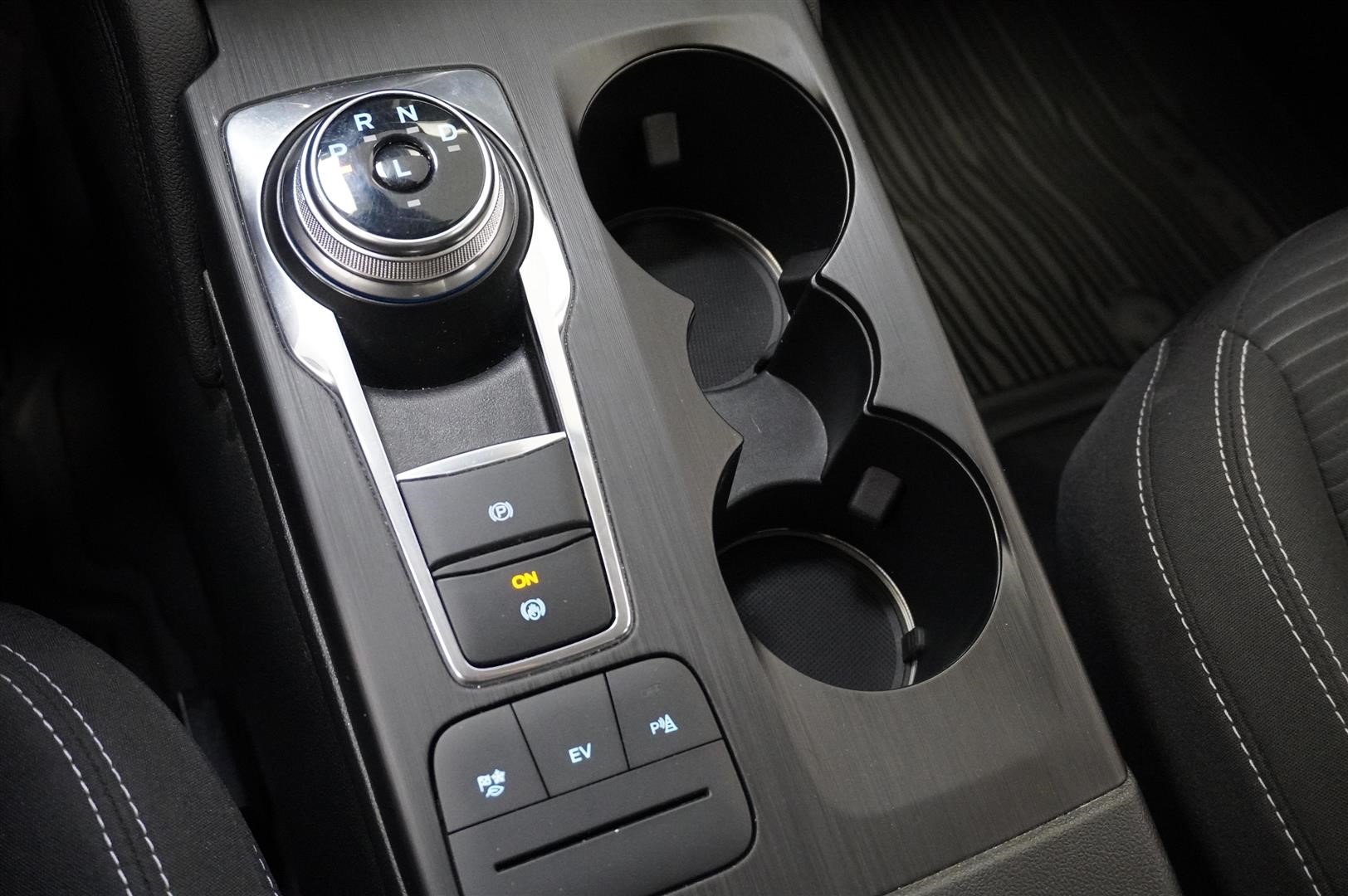 PHEV 225hk CVT Titanium Vinterpaket_13