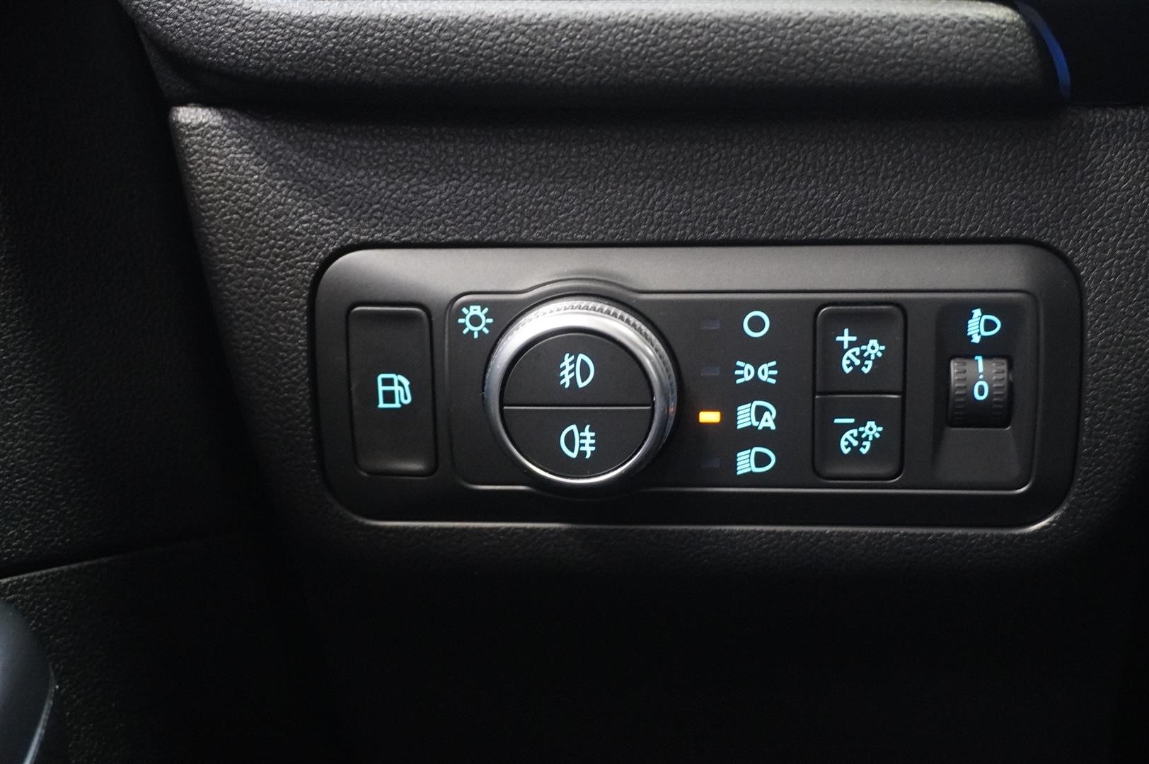 PHEV 225hk CVT Titanium Vinterpaket_16