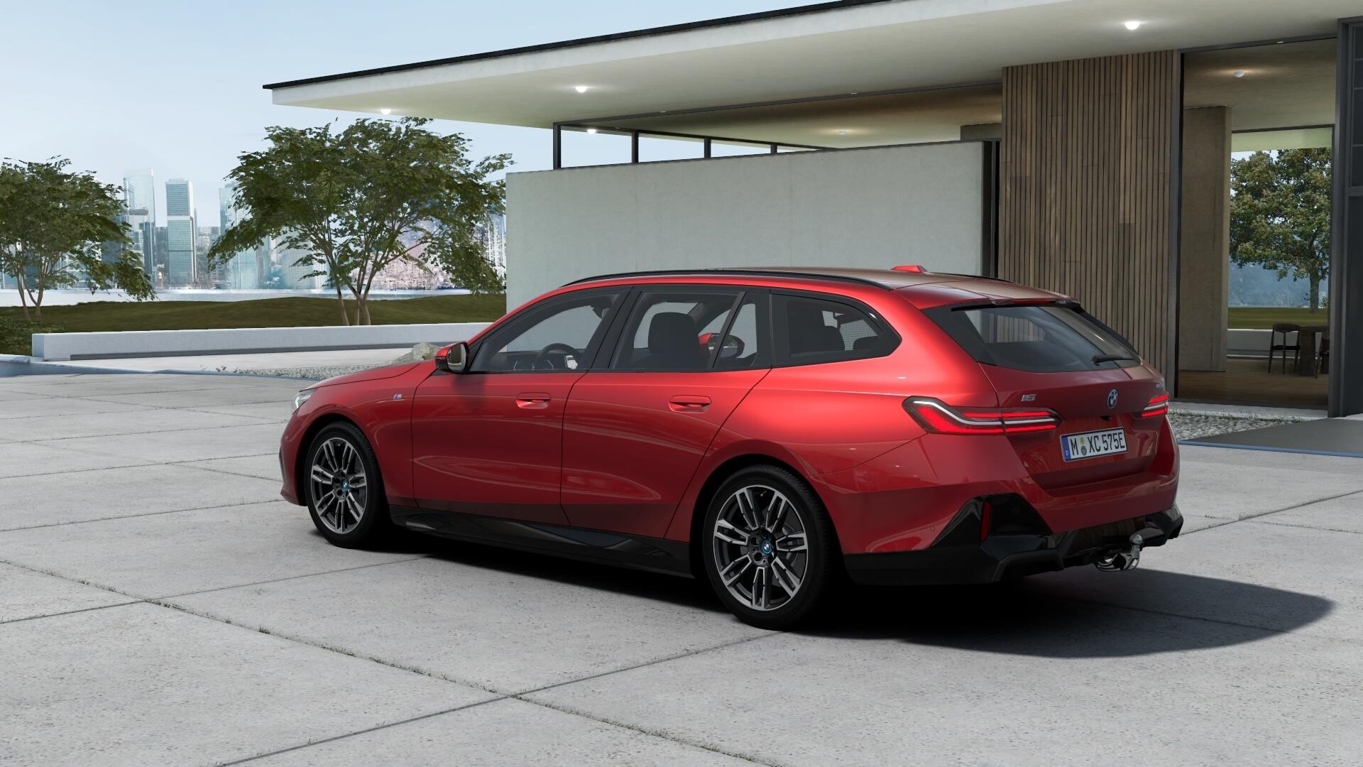 Touring M Sport Business Launch E Drag DA+_1