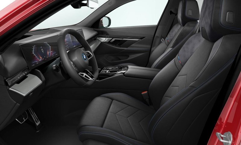 Touring M Sport Business Launch Ed Drag DA Pro H K_3