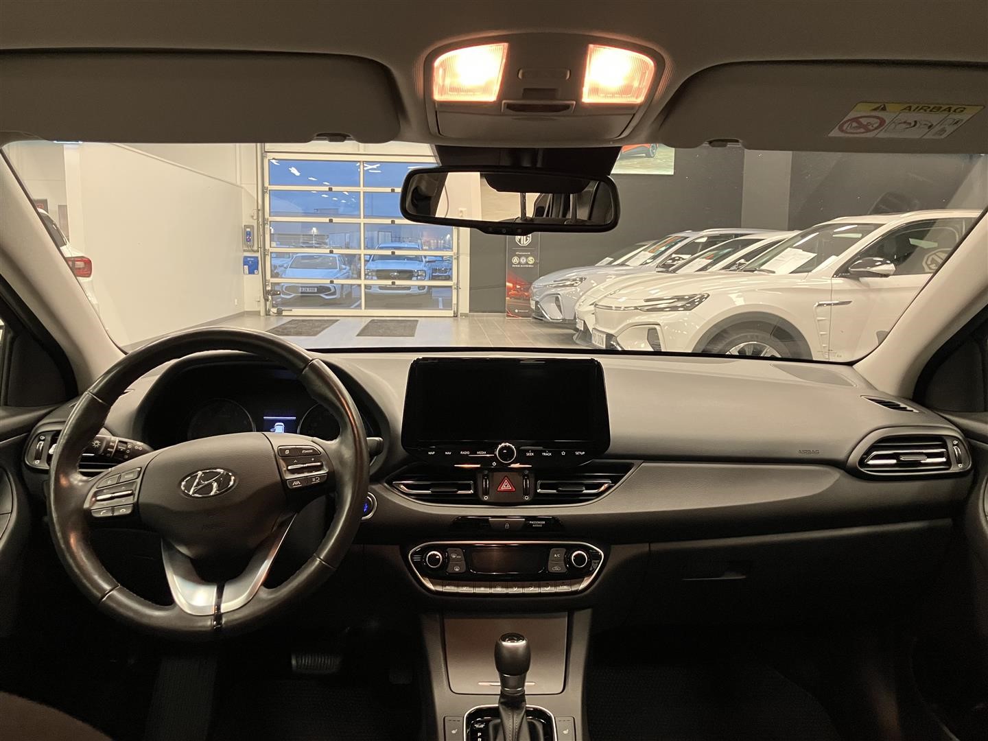 Hyundai i 30 Rattvärme Keyless Farthållare Vinterhjul_6