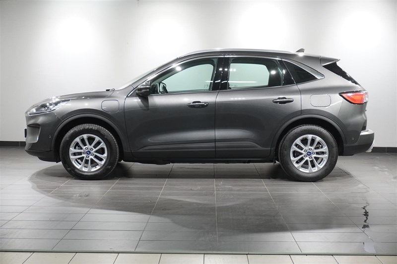 Plug-In Hybrid Titanium CVT_1