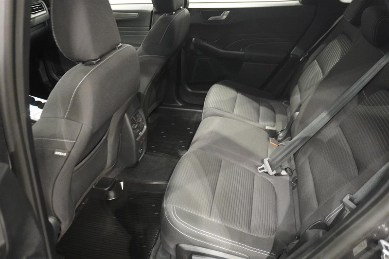Plug-In Hybrid Titanium CVT_4
