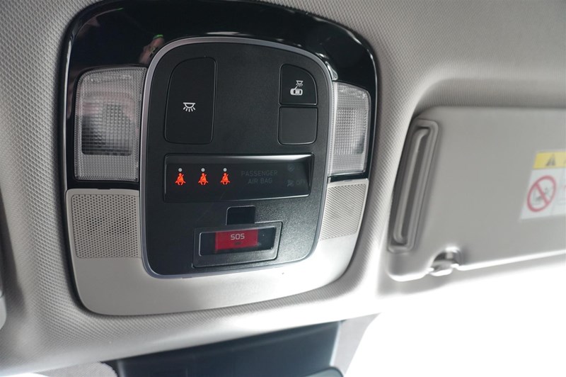 PHEV AWD Essential Drag_8