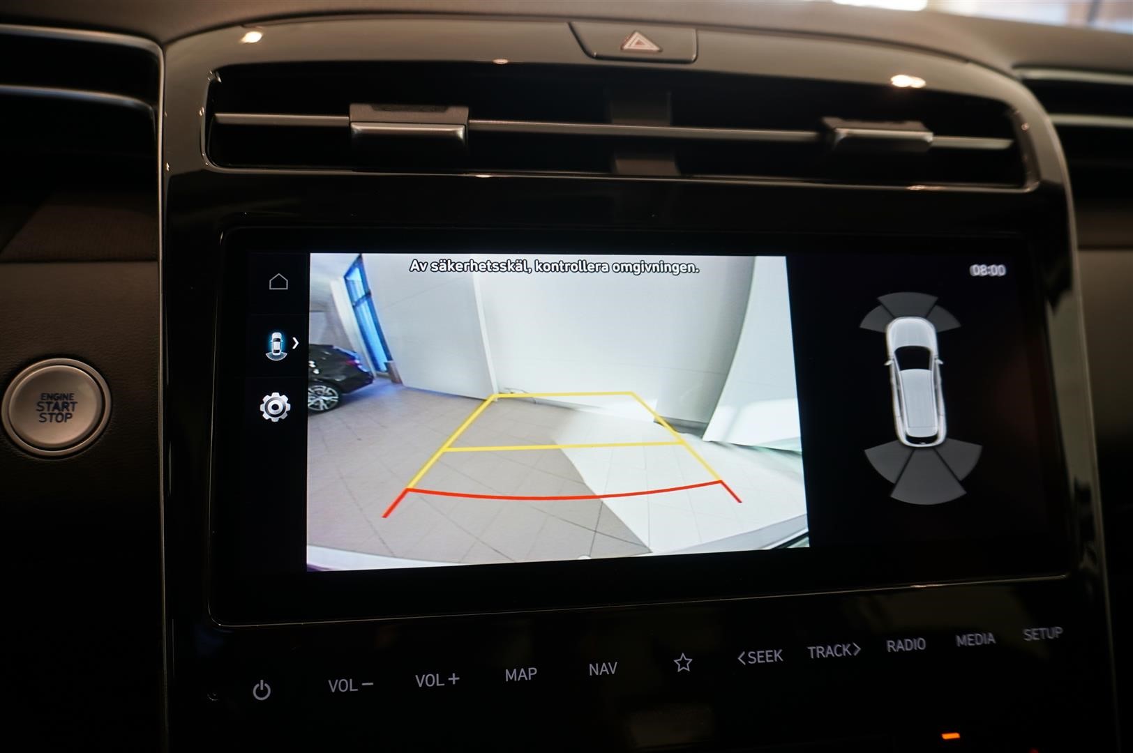 PHEV AWD Essential Drag_10