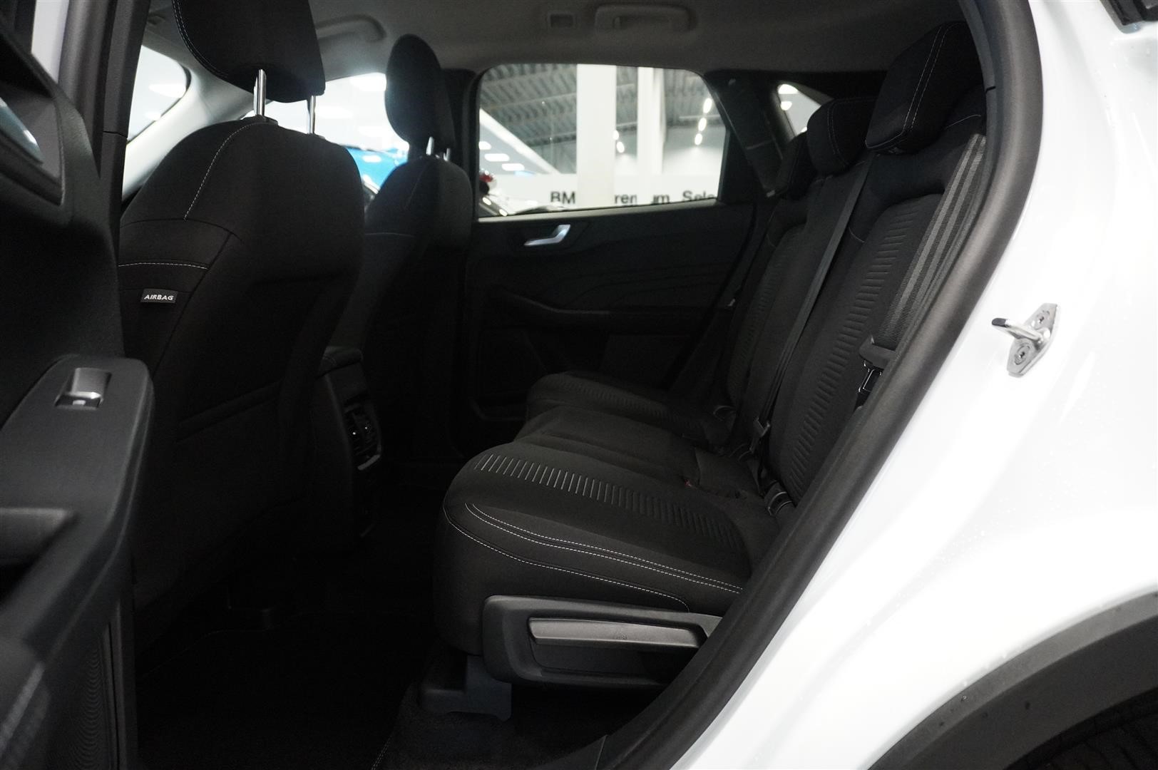 Active 2.5 Plug-In Hybrid FWD 243hk CVT Inkl. Vinterpaket_6