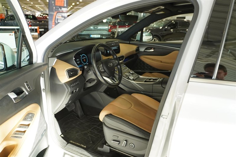 HEV AWD Adv 7-Sits Kamera Pano_4