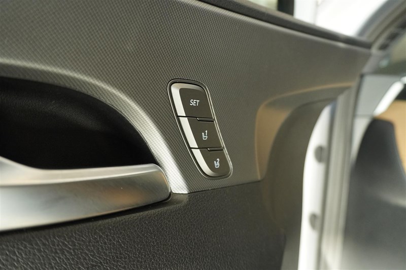 HEV AWD Adv 7-Sits Kamera Pano_6