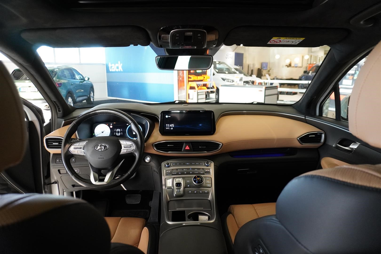 HEV AWD Adv 7-Sits Kamera Pano_13