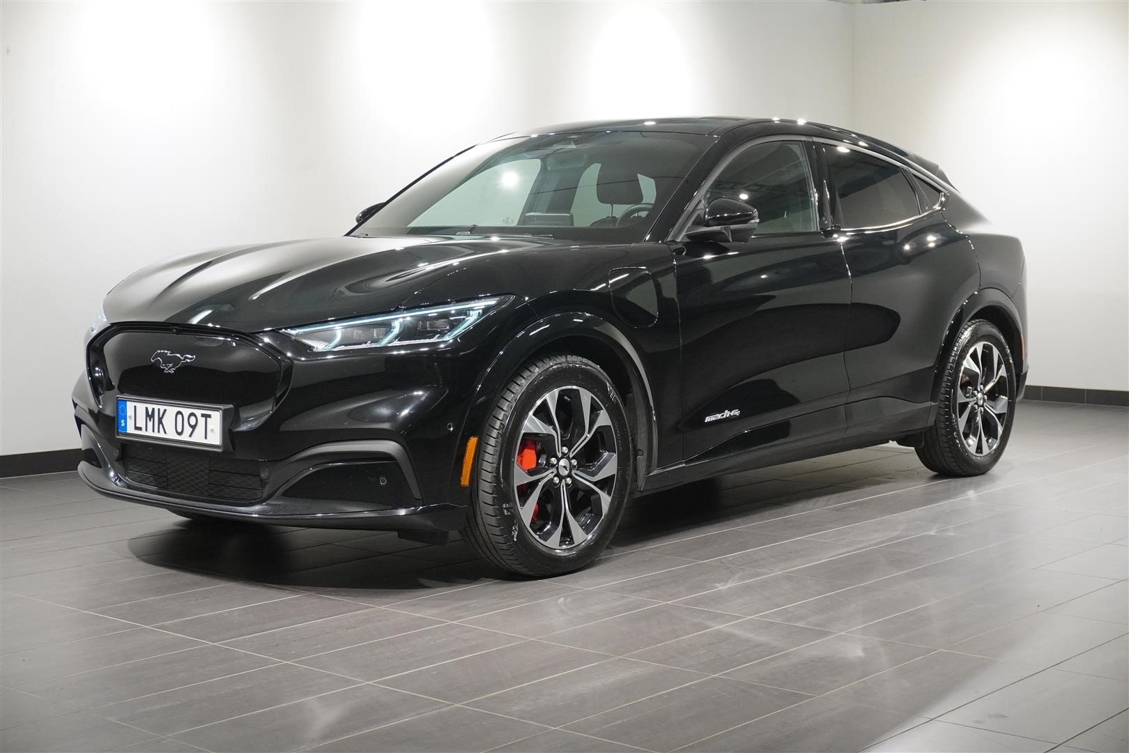 Standard Range AWD Teknikpaket