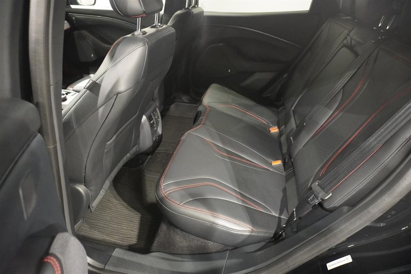 Standard Range AWD Teknikpaket_4