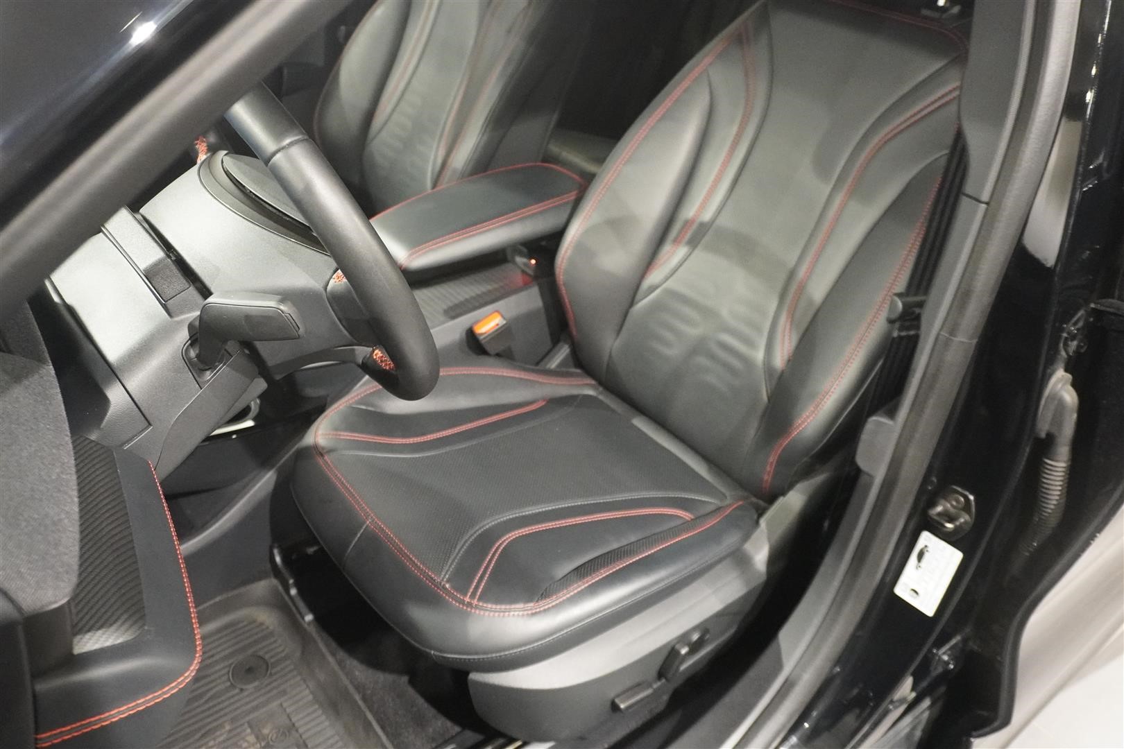 Standard Range AWD Teknikpaket_10