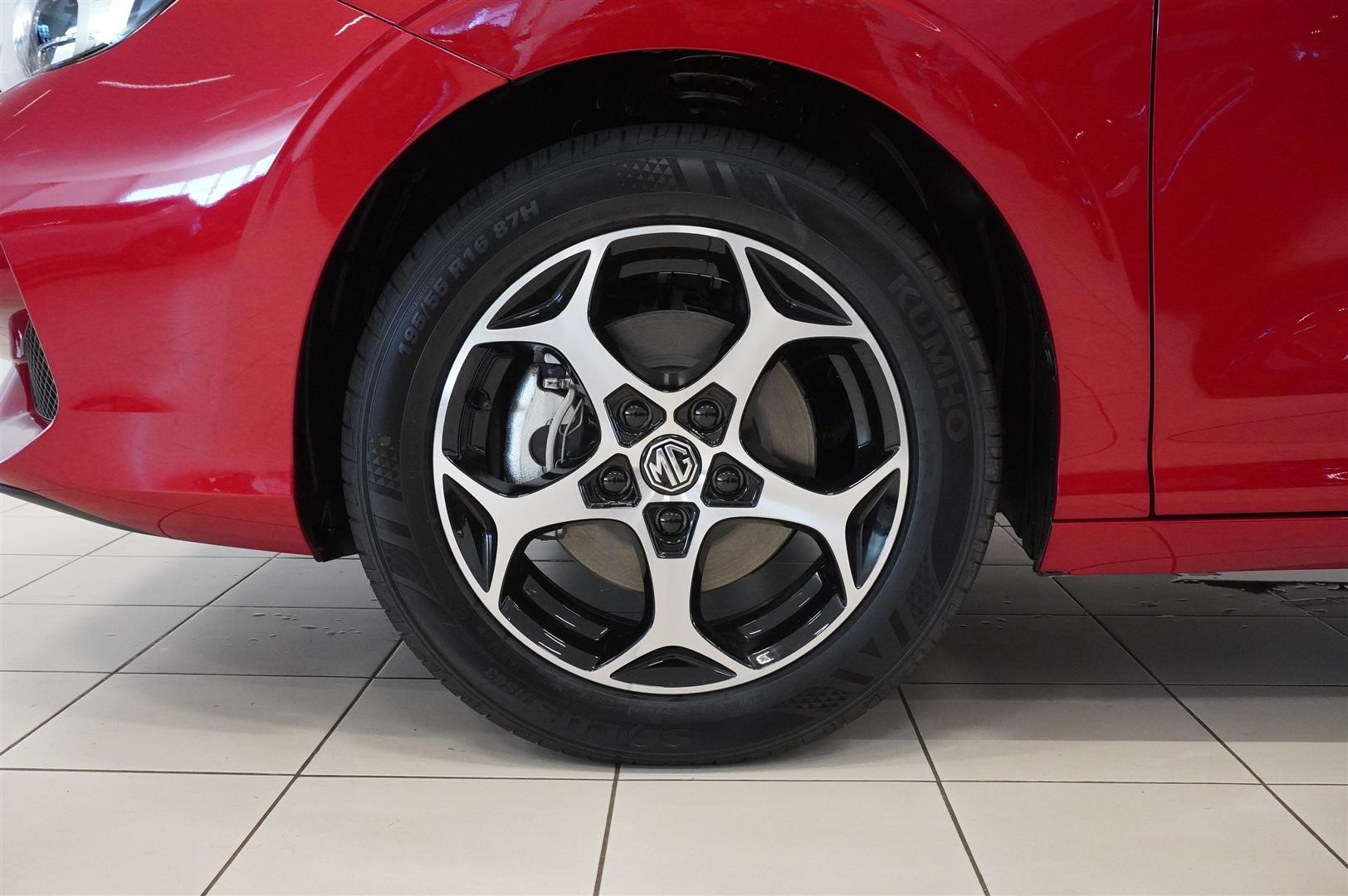 Mg3 Lux Hybrid 360 App Navi Applecarplay Androidauto_10