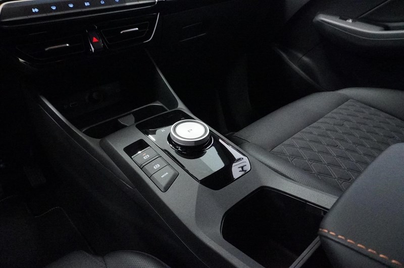 Mg3 Lux Hybrid 360 App Navi Applecarplay Androidauto_12