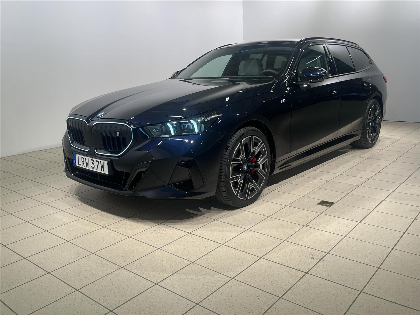 Touring M Sport Pro Innovation Panorama Drag