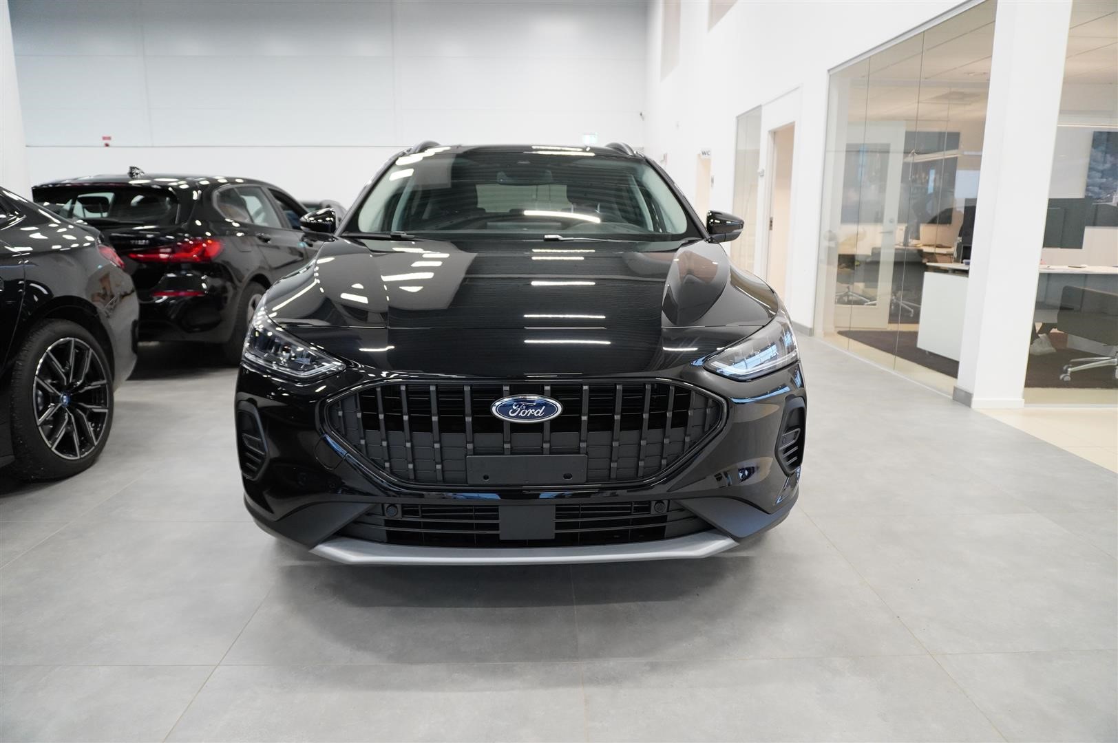 Active 1.0T EcoBoost MHEV 125hk Edition 6-Vxl Manuell_1