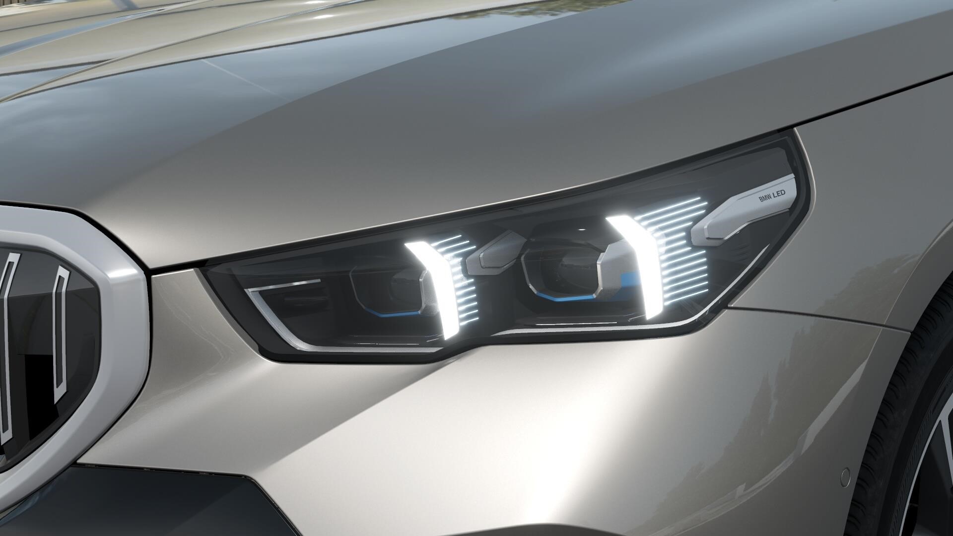Touring M-Sport Active Navi Adaptiva LED Backkamera 19_5