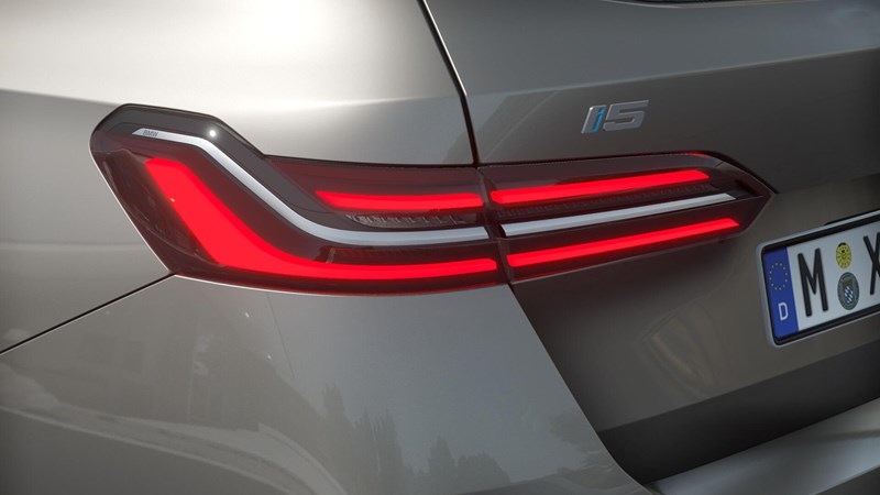 Touring M-Sport Active Navi Adaptiva LED Backkamera 19_7