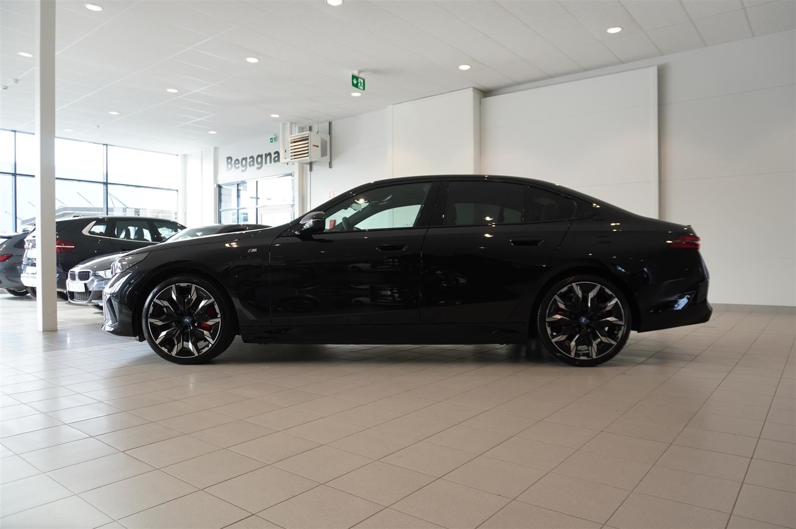 M Sport Pro Business Ed Drag DA+ Panorama_2
