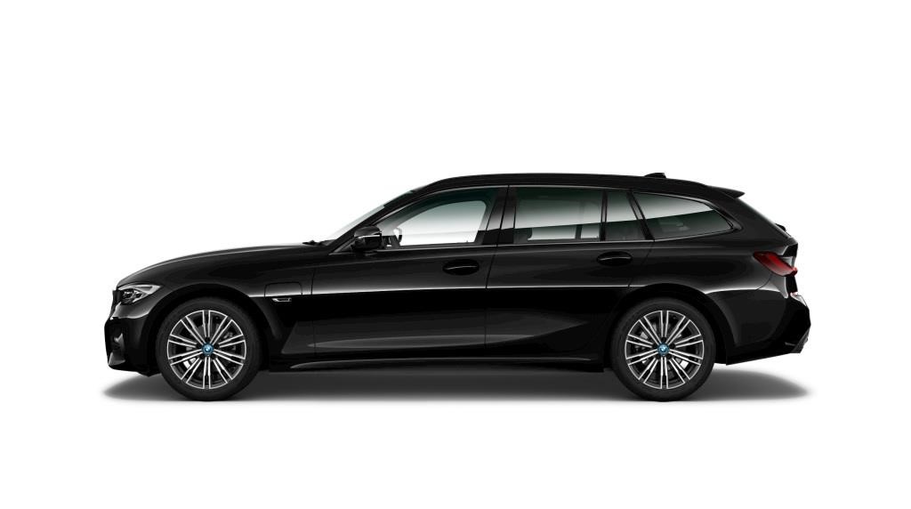 Touring M Sport Navi Fartpilot HiFi Drag_3