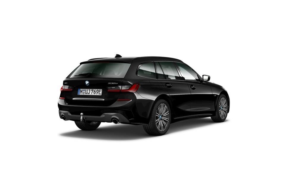 Touring M Sport Navi Fartpilot HiFi Drag_6