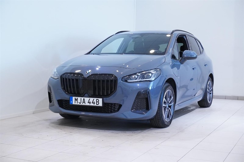 Tourer Steptronic 245hk Dragkrok M-Sport Comfort Access